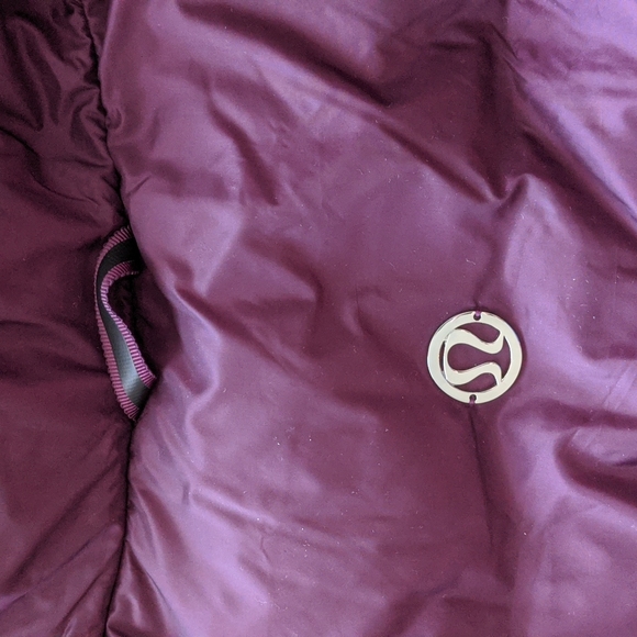 Lululemon Vest in Deep Purple - SOLD - Picture 6 of 9